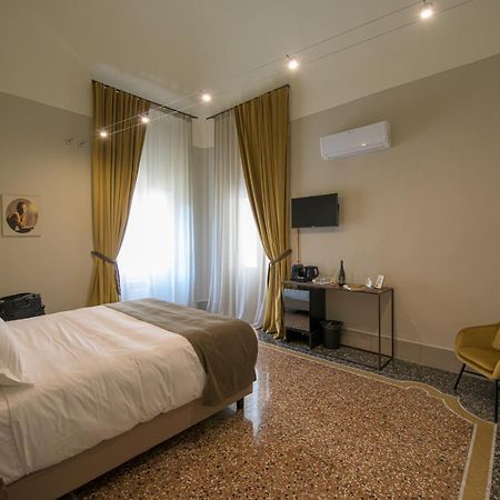 Palazzo Sertorio Suites Ґаві Екстер'єр фото