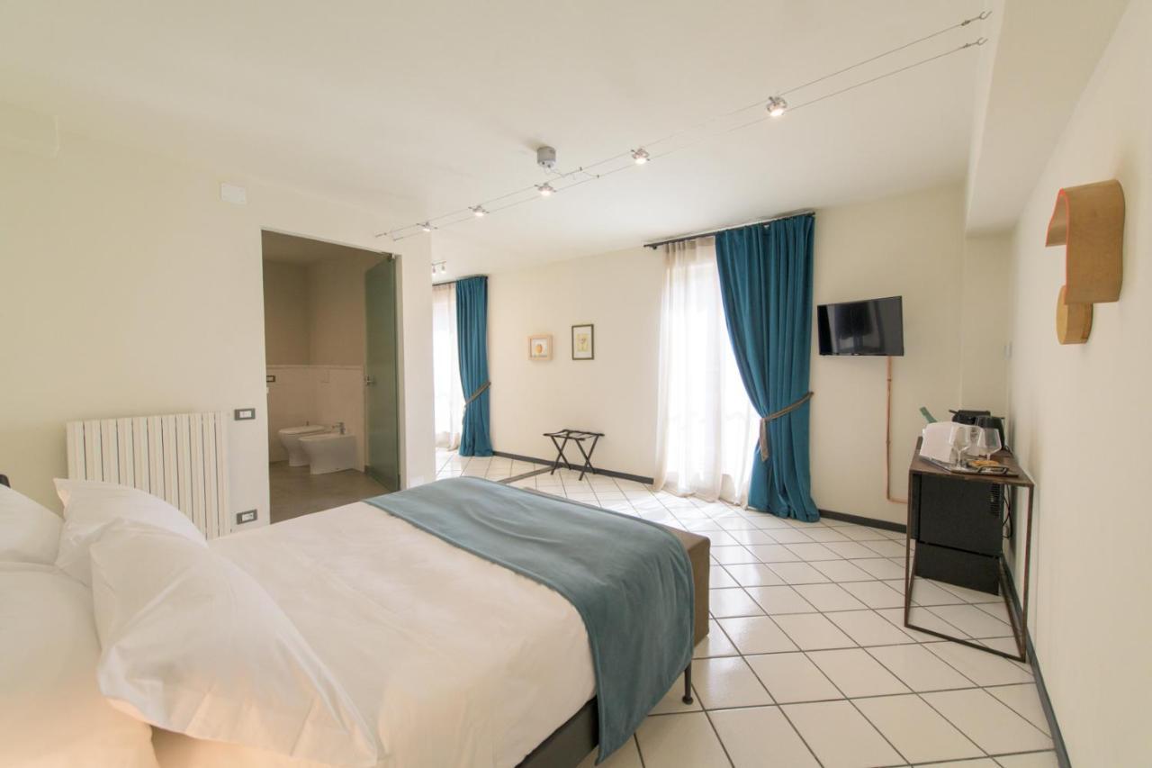 Palazzo Sertorio Suites Ґаві Екстер'єр фото